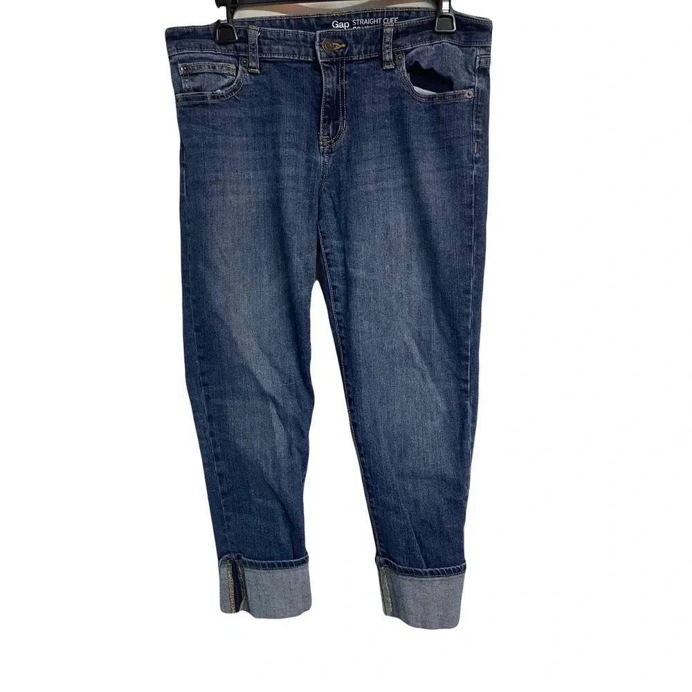 Gap straight cuff (3 1/2”) women’s Jeans size 29R
